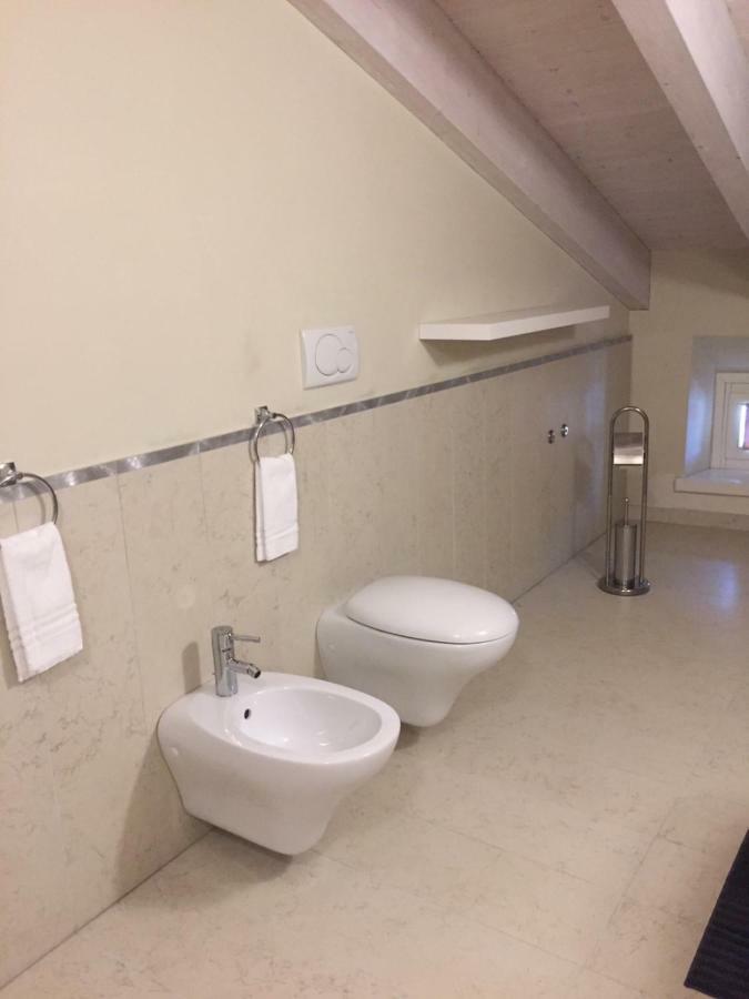 Residenza Virgiliana Suite Con Terrazza-Centro Storico Mantua Buitenkant foto