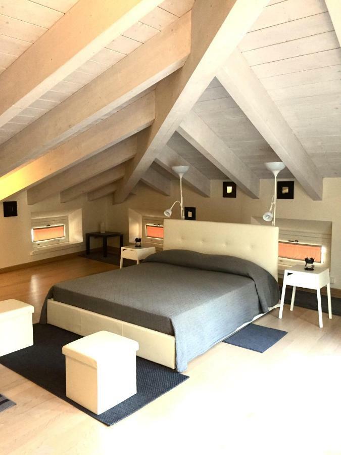 Residenza Virgiliana Suite Con Terrazza-Centro Storico Mantua Buitenkant foto